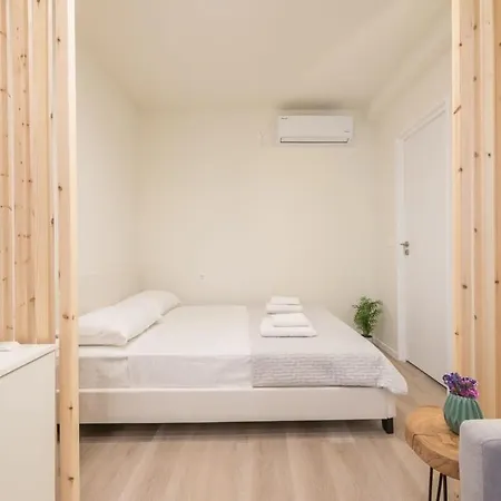 The Urban Loft 2 - Unique Oasis