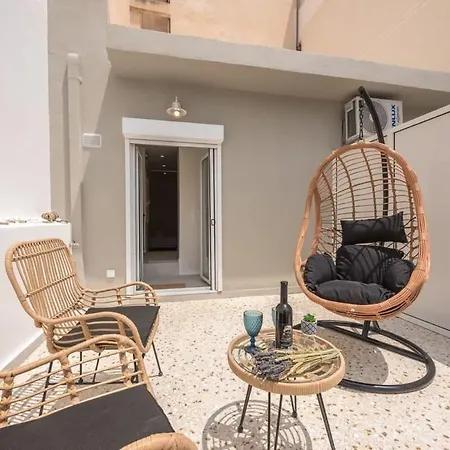 The Urban Loft 2 - Unique Oasis * Athens